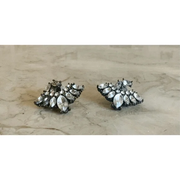 Crystal Fan Stud Earrings - Picture 4 of 8